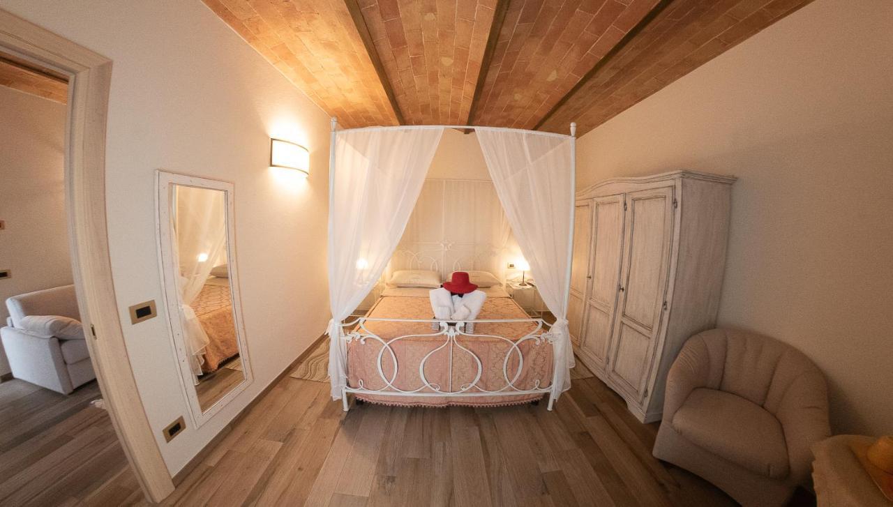 I Due Cipressi Guest House Torrenieri Luaran gambar