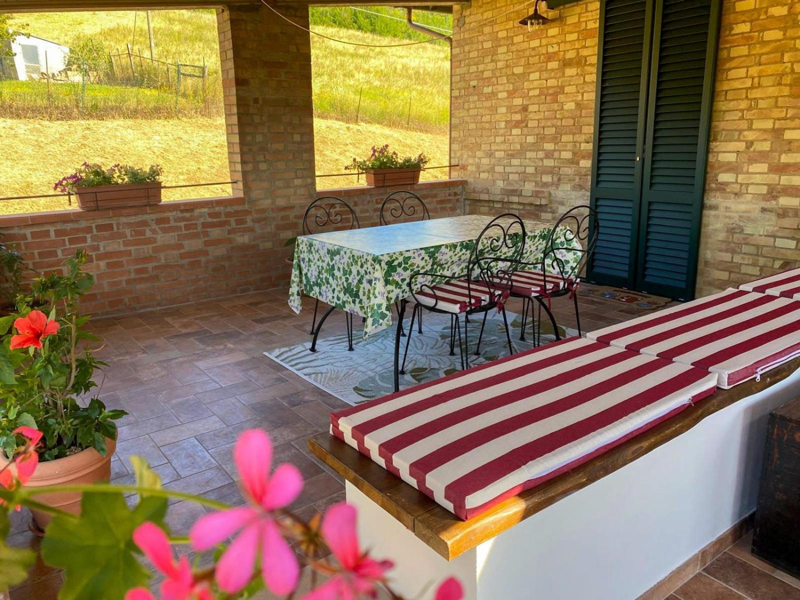 I Due Cipressi Guest House Torrenieri Bilik gambar
