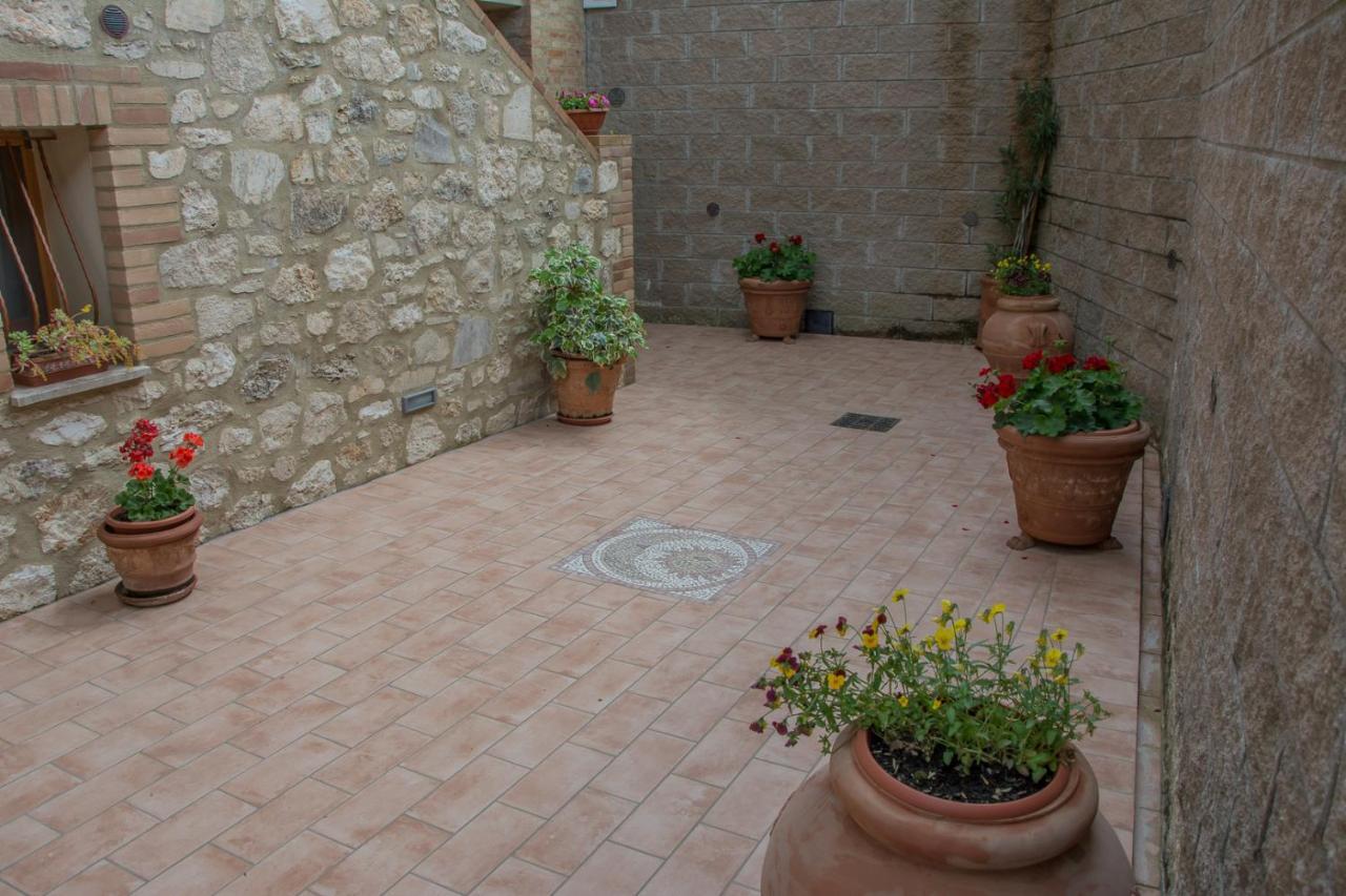 I Due Cipressi Guest House Torrenieri Luaran gambar